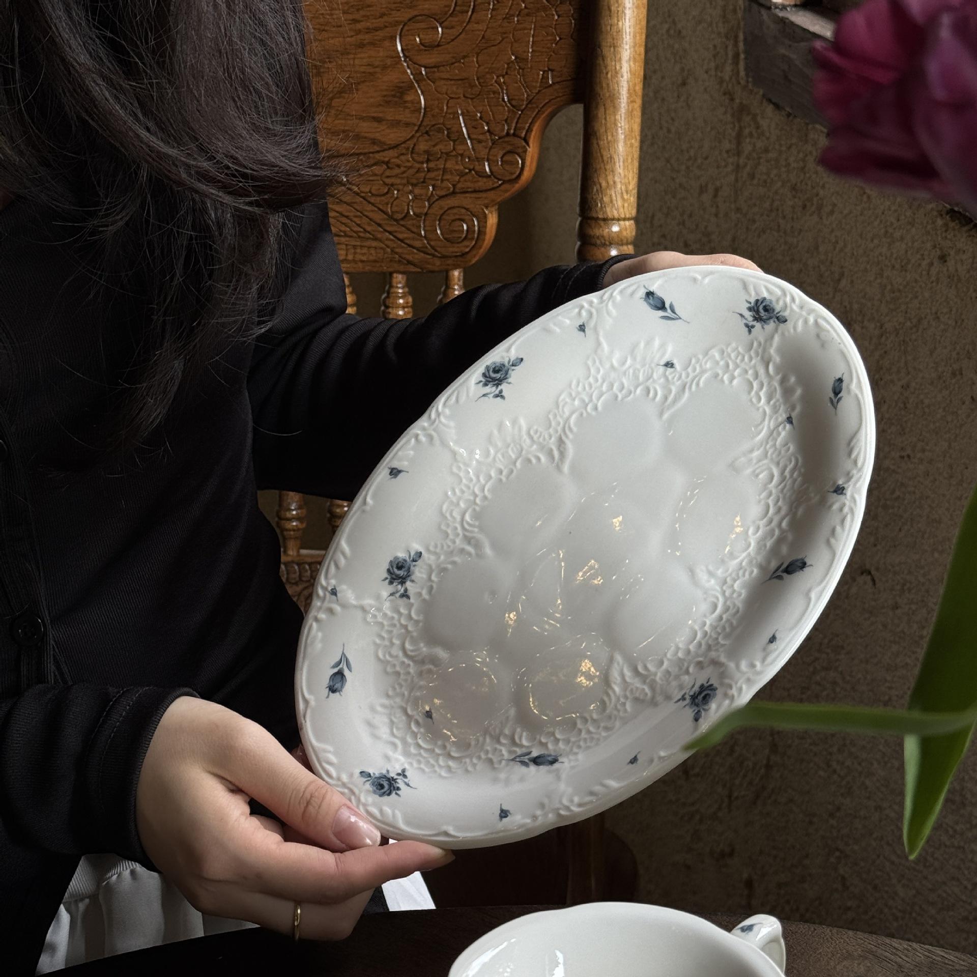 Blue rose oval plate 25*17*2.5