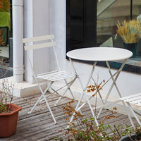 Ensemble table et chaises pliantes minimalistes style influenceur pour l'extérieur, idéal pour les salons de thé, les patios, les cafés et les vendeurs de rue