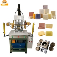Machine de moulage et d'estampage de savon en barre avec logo, machine d'impression de logo sur savon, estampeuse de logo sur savon