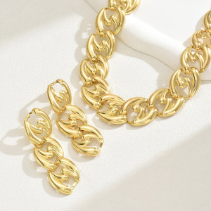 Collana a catena in lega placcata oro 18K con motivo geometrico stile cubano elegante alla moda - Product Image 4