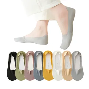 Wholesale Summer cotton bottom Thin Breathable sweat-absorbing Ladies Women Ice Silk silicone short No Show Boat Invisible Socks