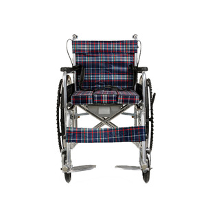 Silla de ruedas manual plegable de aluminio ligero para personas mayores y viajeros con discapacidad con diseño portátil - Product Image 3