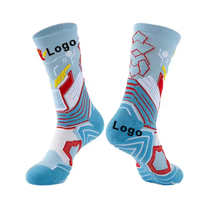 Chaussettes de sport unisexes en coton biologique, épaisses, respirantes, douces, avec logo personnalisé, antidérapantes, haute compression, tricotées, pour le football - Product Image 4