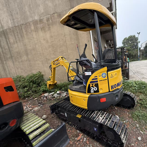 รถขุดขนาดเล็ก Komatsu PC20 มือสองจากญี่ปุ่น ใช้งานน้อย ระบบไฮดรอลิกดี เหมาะสำหรับงานก่อสร้างและงานฟาร์ม - Product Image 1