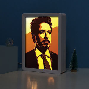 Lampu Meja LED 3D Custom Gambar Karakter <span class=keywords><strong>Film</strong></span> <span class=keywords><strong>Tony</strong></span> Stark dalam Bingkai Kotak Bayangan Plastik - Product Image 5