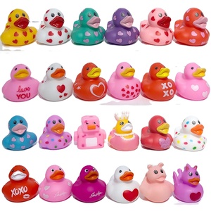 Ngày Valentine cao su vịt quảng cáo cao su tùy chỉnh logo dấu ấn nhựa nổi bé tắm Vịt đồ chơi Ngày Valentine vịt - Product Image 2