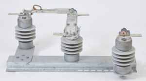 Déconnexion <span class=keywords><strong>de</strong></span> <span class=keywords><strong>dérivation</strong></span> Interrupteur d'isolement haute tension extérieur Groupe Interrupteur d'isolateur Interrupteur <span class=keywords><strong>de</strong></span> déconnexion d'air - Product Image 2