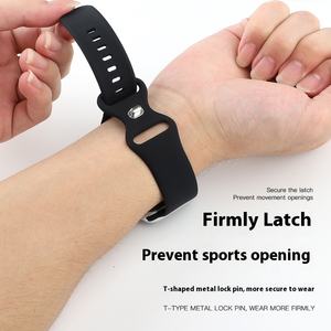 حزام ساعة رياضي من السيليكون السائل فائق الجودة لساعات <span class=keywords><strong>Apple</strong></span> iWatch Series 10، 9، 8، 7 مع إبزيم فراشة - Product Image 4