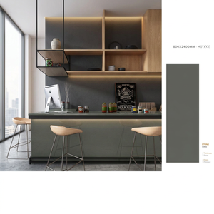 Dalle en porcelaine brillante Calacatta Ice White 800x2400mm 15mm, aspect marbre, pour revêtement mural moderne de luxe, carreaux en pierre frittée - Product Image 2