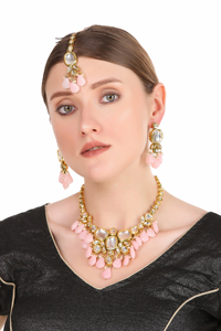 Ethnic Style <b>Bridal</b> Alloy Kundan Jewelry Beaded <b>Necklace</b> Earrings Maang Tikka <b>Set</b> Designed for Wedding & Party Functions - Product Image 4