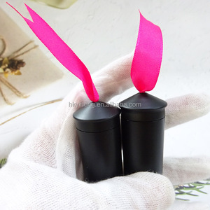 Nouveaux Tubes à Rouge à Lèvres au Design Attrayant avec Ruban en Soie, Logo Personnalisé, Noir Mat, Baume à Lèvres 3-4g, Couleur Personnalisée, Marque Privée - Product Image 4