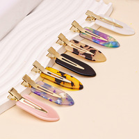 Élégante Barrette à Cheveux en Acétate Effet Marbre avec Fermoir Métallique Brillant, Accessoire de Coiffure Tendance pour Salon