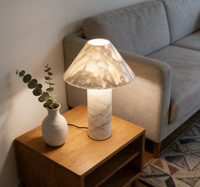 Lampe de table en marbre naturel Arabescato Corchia - Décoration et éclairage à double usage pour la chambre à coucher, le salon, la coiffeuse et le bureau