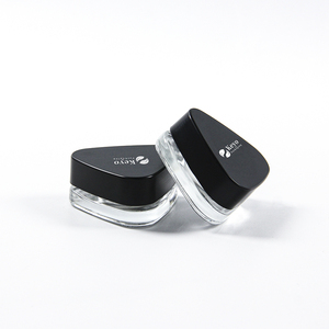 Prix usine <span class=keywords><strong>Triangle</strong></span> 9g Pot de concentré transparent Petit pot en verre concentré à l'épreuve des enfants à fond triangulaire - Product Image 4
