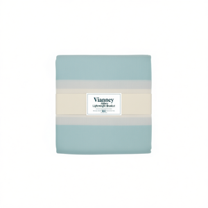 Manta Ligera Vianney Abbey, Color Celeste a Rayas, Tamaño Matrimonial, para Todas las Temporadas, Tejido de Poliéster, Estilo Minimalista - Product Image 1