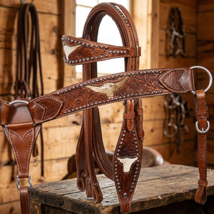 Conjunto de equipo de montura para caballo estilo western ligero y personalizado, con cabezada y pechera de cuero genuino natural, duradero y suave. - Product Image 2