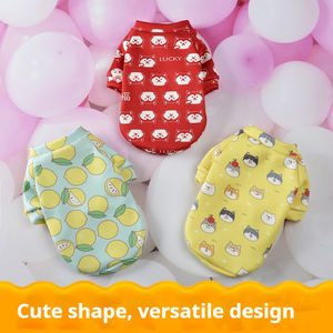 Vêtements en velours imprimés de dessins animés mignons 2025, vêtements chauds pour petits chiens et chats, et accessoires pour animaux de compagnie - Product Image 3