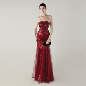 فستان سهرة أنيق وعصري مزين بالترتر بدون حمالات للحفلات والحفلات - Product Image 4