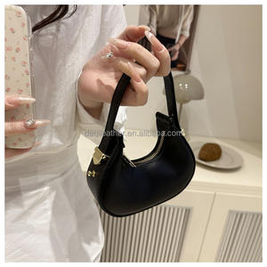 Sac fourre-tout zippé pour femme, style rétro décontracté, design plissé tendance, sac de transport simple à porter à la main, avec chaînes sous les bras - Product Image 6