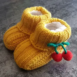 Y-Z крючком ручной работы для маленьких девочек; Зимняя обувь, 0-1 лет носки для новорожденных Мягкие трикотажные обувь пинетки