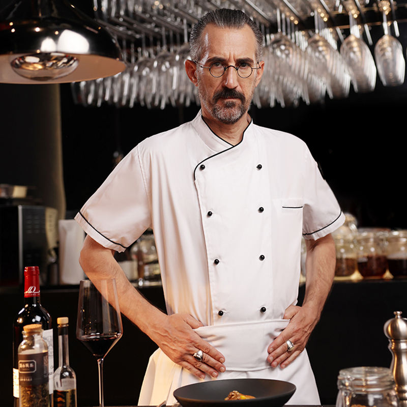 ปุ่มสีดำ