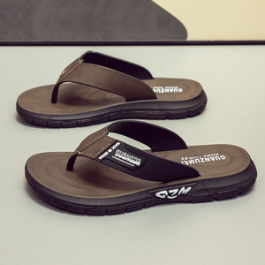 Chanclas de verano para hombre, sandalias de playa con suela gruesa y suave, talla 40-45, color caqui - Product Image 4