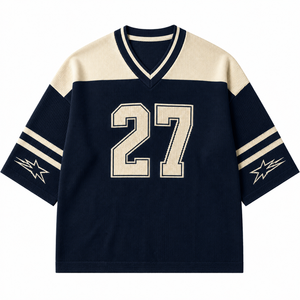 Pull en tricot style jersey rétro marine, rayé, sportif, vintage, mode universitaire - Product Image 2