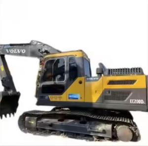 Excavatrice sur chenilles VOLVO d'occasion, modèle 220, 2022, peinture d'origine, capacité de la benne de 1,1 m, garantie d'un an, excellent état - Product Image 1