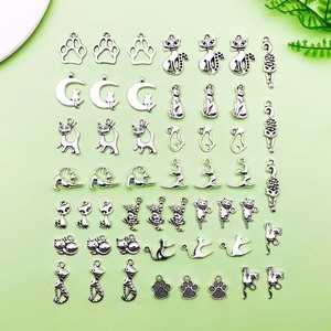 Antique <b>Silver</b> Alloy Cat <b>Charms</b> Pendants For DIY Jewelry Making <b>Bracelet</b> Necklace Accessories Unisex Everyday Wear - Product Image 1