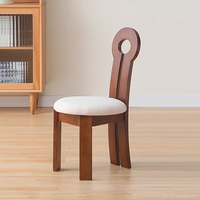 Chaise de salle à manger rétro française en bois massif avec dossier de conception moderne de tabouret de clé de sirène antique
