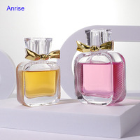 Flacon de parfum en verre carré plat de luxe 30ml 50ml 100ml avec bouchons ronds et vaporisateurs