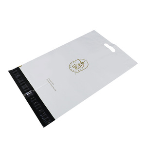 Bolsas de plástico para envíos postales, de mensajería y de correo, con tecnología nueva, para ropa. - Product Image 1