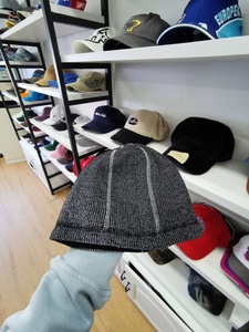 Gorro de lana con batería de larga duración, con luz Led, para exteriores - Product Image 6