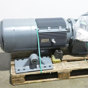 وحدة تحكم منطقية قابلة للبرمجة (PLC) جديدة أصلية جاهزة للشحن KH107/T DRN180M4/BE20HF/TF/EK8S/C للأتمتة الصناعية - Product Image 1