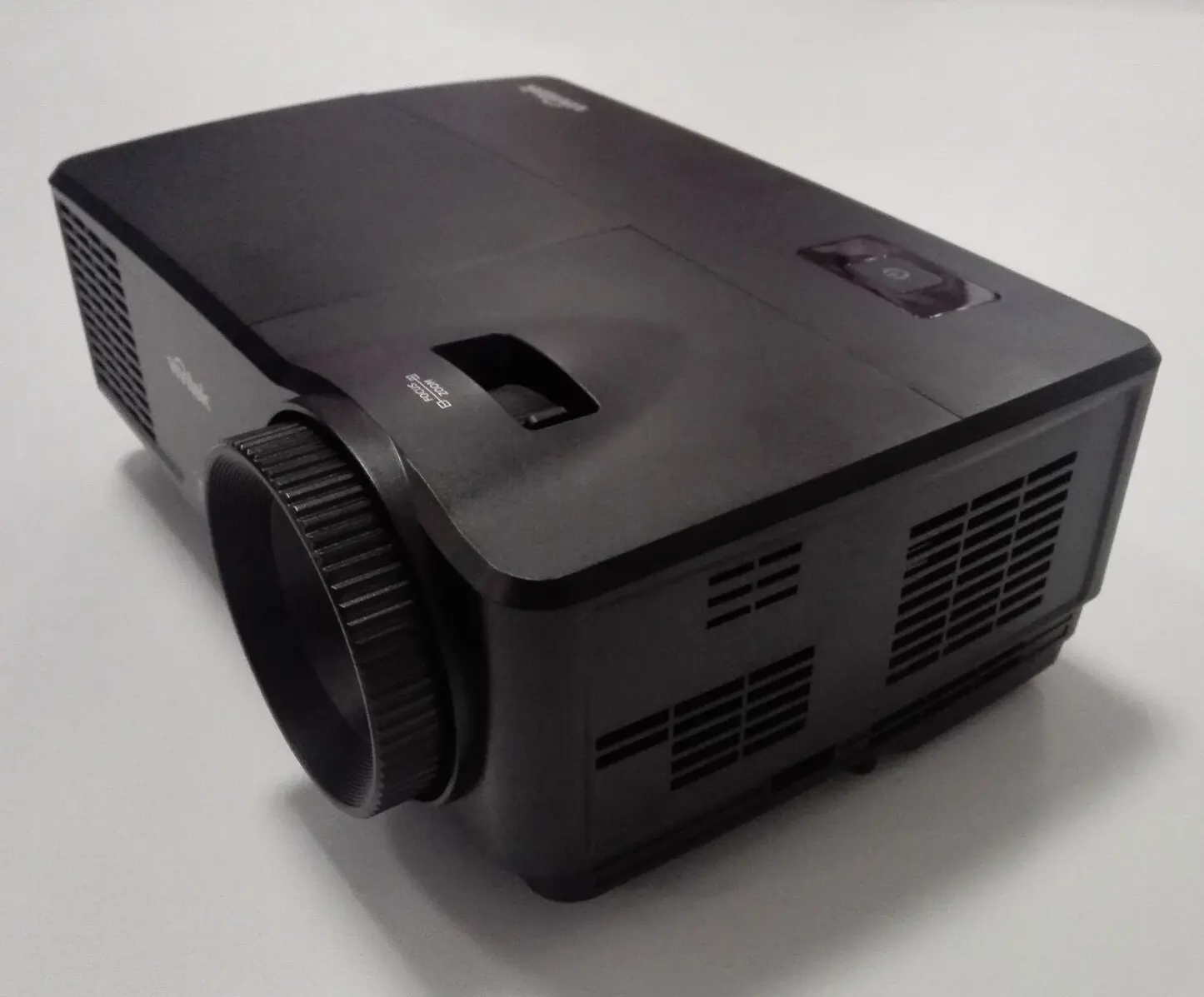 2023 De Nieuwste Short Throw Dlp Hd Projector, 3200 High Lumen Home Theater, School Multi Media