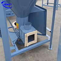 Broyeur et mélangeur vertical d'aliments pour animaux Broyeur d'aliments pour bétail Machine de fabrication d'aliments pour volailles