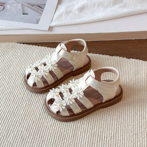Zomermode Geweven Strand Slippers voor Meisjes Vrouwen Zachte Zool Veelzijdige Kinderschoenen - Product Image 2