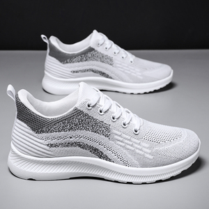 Chaussures de sport respirantes et amortissantes personnalisées pour hommes, dessus en cuir de vachette véritable, doublure en mesh, fermeture à lacets - Toutes saisons - Product Image 4