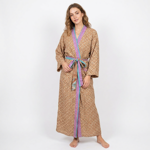 Bata de dormir cómoda de algodón y fibra de bambú para mujer, de longitud completa, con estampado de puntos, manga larga, cuello en V y cierre con cordón - Product Image 1