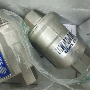 เครื่องควบคุมอุตสาหกรรม VNC VAC ของแท้ใหม่เอี่ยม นำเข้าจากอิตาลี สำหรับเครื่องผลิตไนโตรเจน ออกซิเจน และเครื่องสุญญากาศ - Product Image 2
