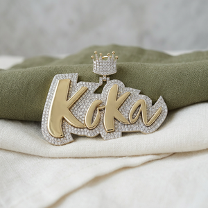 Colgante de lujo estilo hip hop para fiestas y eventos, con incrustaciones de moissanita y diamantes, de plata 925, personalizado con nombre, letra, texto o forma, para hombre. - Product Image 4