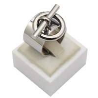 Edelstahl Runde Ring Engravable Anpassbare Bijoux Frauen Silber Farbe Einzigartige Schmuck Exquisite Mode Mädchen Biker Ring