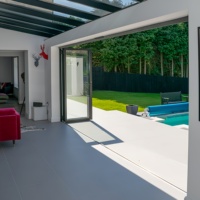 Porte-fenêtre économique personnalisée pliante cloison coulissante panneau de verre porte-fenêtre pliante aluminium portes pliantes en accordéon à vendre