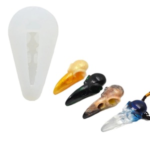 Molde de silicona de la serie Halloween de TangChu, adorno colgante de calavera de cuervo, decoración DIY, envuelto individualmente - Product Image 5