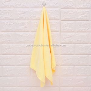 Ensemble de serviettes de bain de voyage en microfibre personnalisées avec logo, pour l'extérieur, avec pochette - Product Image 4