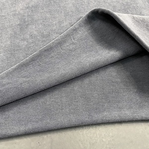 <span class=keywords><strong>T</strong></span>-<span class=keywords><strong>shirt</strong></span> da <span class=keywords><strong>uomo</strong></span> vintage lavata a maniche corte <span class=keywords><strong>con</strong></span> bordi sfrangiati, dettagli strappati e tasca angolare applicata - Product Image 6