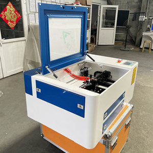 Máquina de Corte Láser de Escritorio a Precio de Fábrica, Grabado en Plástico y Madera, Máquina de Grabado Láser CO2 para Manualidades y Capacitación - Product Image 2