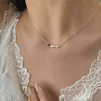 Collier en acier inoxydable 316L plaqué argent, motif os de serpent, avec pendentif petit poisson, tendance, unisexe, vente en gros, lot économique, idéal comme cadeau