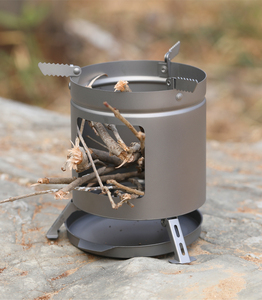 Estufa de Leña de Titanio para Camping con Soportes Plegables para Ollas, Quemador Portátil Ultraligero para Senderismo y Escalada al Aire Libre - Product Image 4