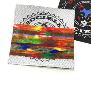 Etiqueta Principal Personalizada <span class=keywords><strong>de</strong></span> Poliéster <span class=keywords><strong>de</strong></span> Alta Densidad, Ecológica, Cortada con Láser, <span class=keywords><strong>para</strong></span> <span class=keywords><strong>Ropa</strong></span>, Satén, Damasco, Tejido, Precio Directo <span class=keywords><strong>de</strong></span> Fábrica - Product Image 2